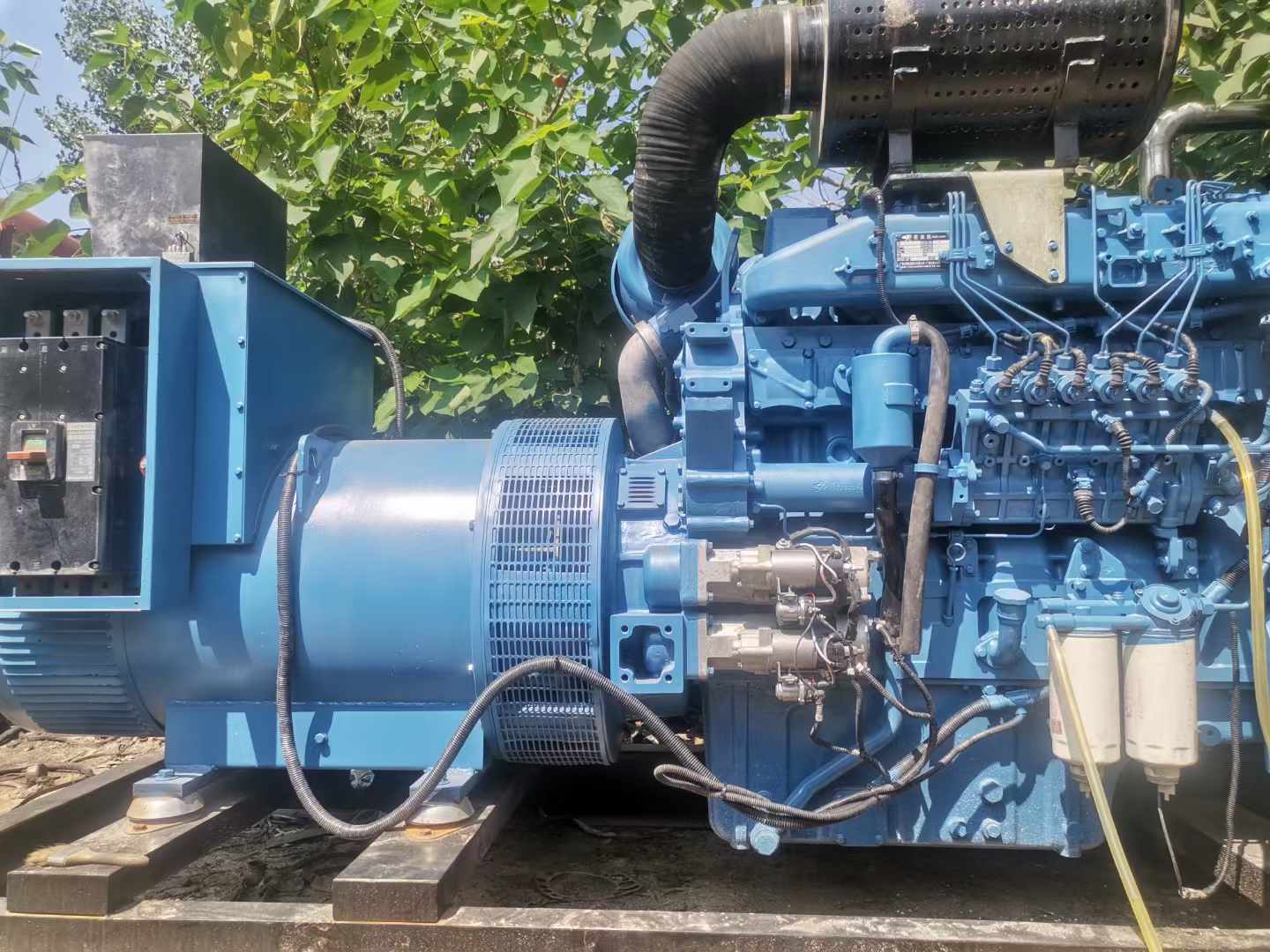 金湖详细说明降低 800kW 柴油发电机输出电流波动的方法